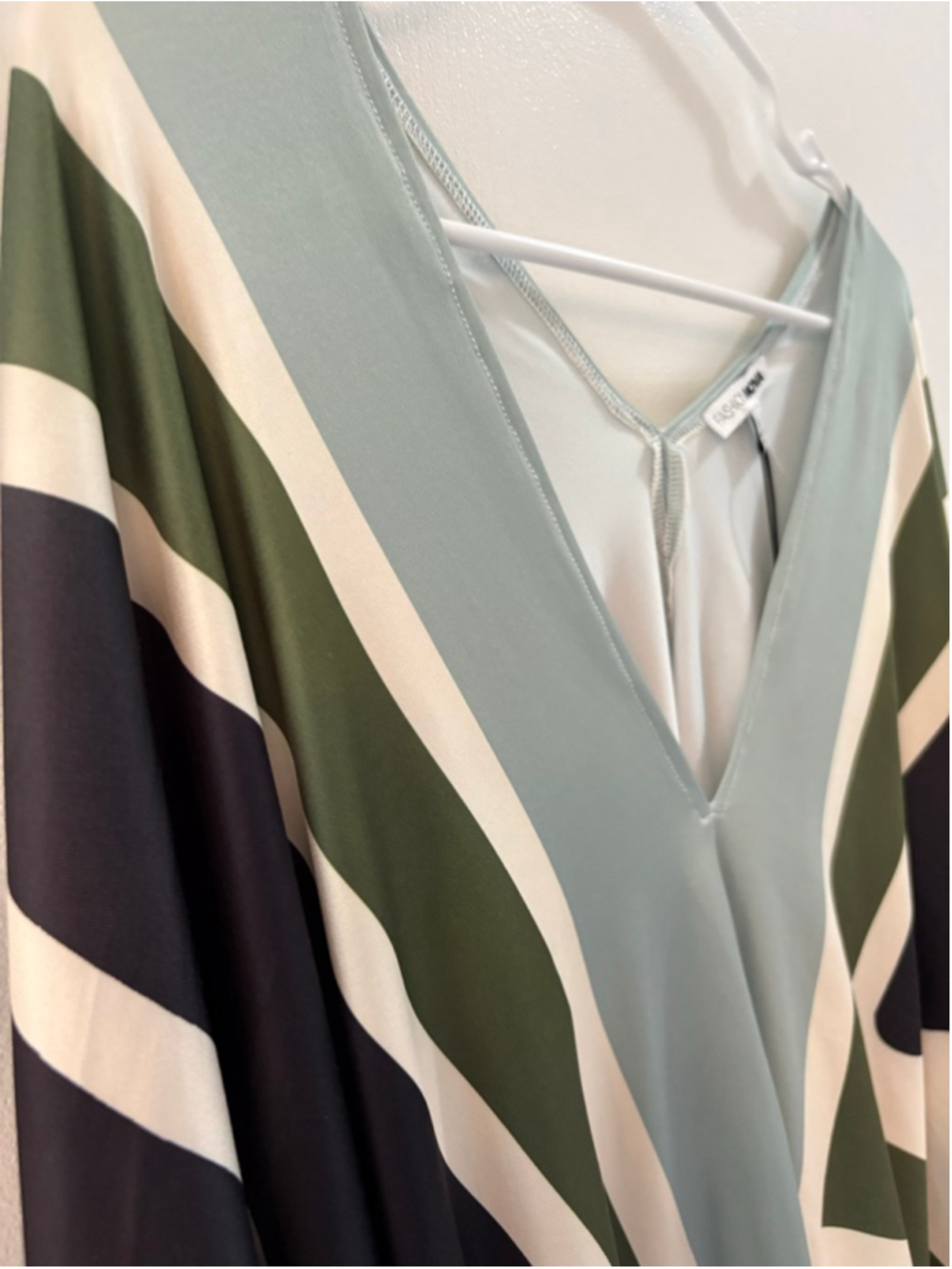 Women's Fashion Nova Blouse S Green Black Geometric Print - Picture 5 of 11